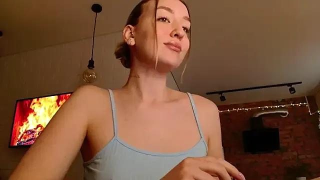 WhitePrincessLuna — Freechat on StripChat