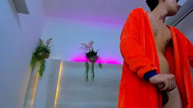 Wicked_Twink — SHOW CUM