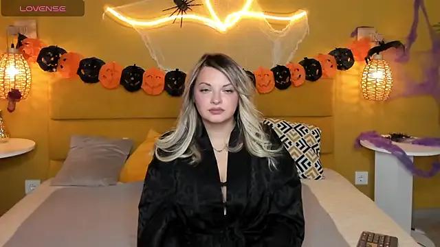 StripChat WilmaSanders is Freechat WilmaSanders — shake shakew ass