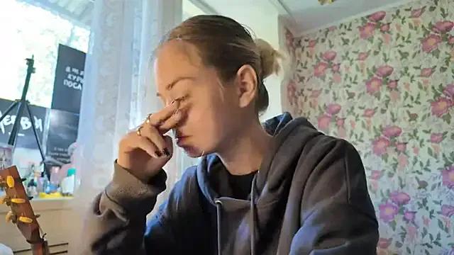Freechat Witching_Moon on StripChat