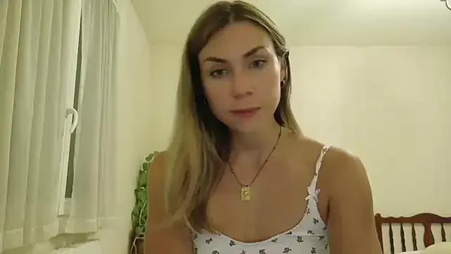 wonderalice31 — wet my shirt / Mouille mon tshirt :P