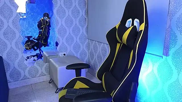 Wonderboys_zeus — MASTURBATE WITH OIL