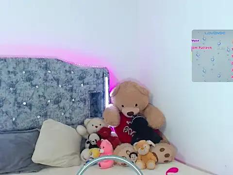 Freechat x_isabella_x on StripChat