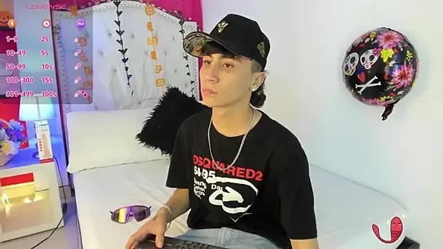 StripChat XaanderGrey is Freechat XaanderGrey — dance sexy