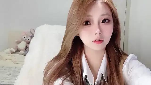xiaoyugan-99 — Freechat on StripChat