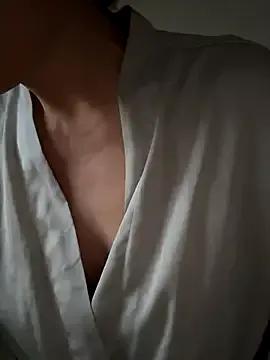 xiiuuff18 — Freechat on StripChat
