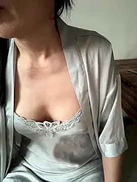 xiiuuff18 — Freechat on StripChat