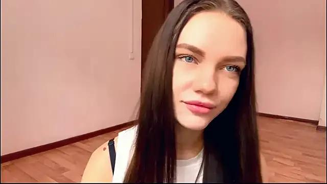 xoxo_Rachel — suck finger close-up