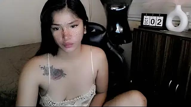 yanaleciousxx — lets play and cum together