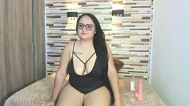 Yayis-Scott — Oil in my tits
