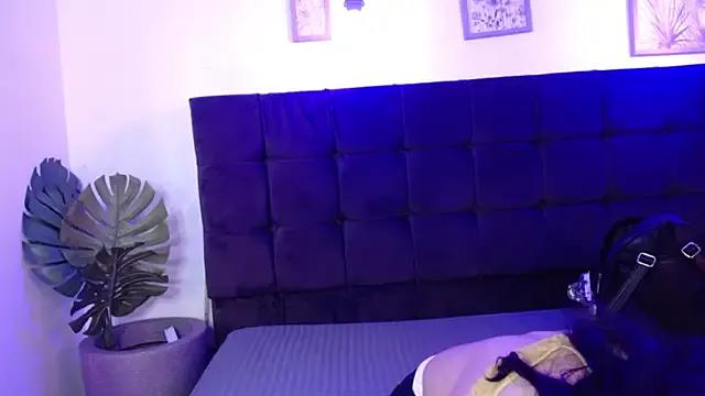 StripChat YessBoobs0 is Freechat YessBoobs0 — ALL NAKED AND SEXY DANCE