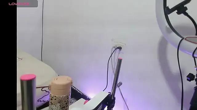 Freechat yhazan_blake88 on StripChat