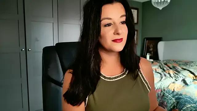 Freechat yourcassiexo on StripChat