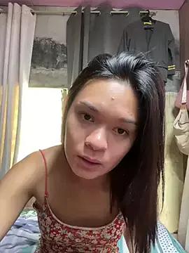 Freechat yourlovingperlita69 on StripChat