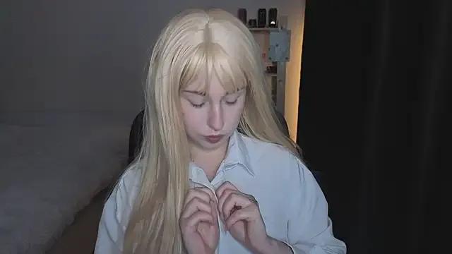 YukiMisa — under the skirt