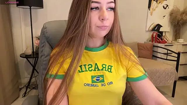 Yummy_Jane on StripChat 