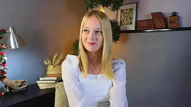 YungLyssy — eye contact