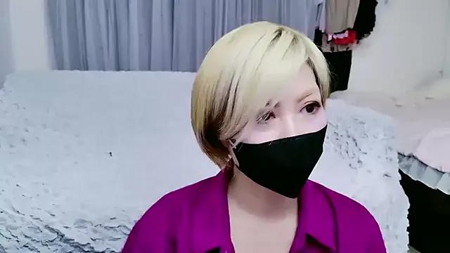 yuria_75075000 — Freechat on StripChat