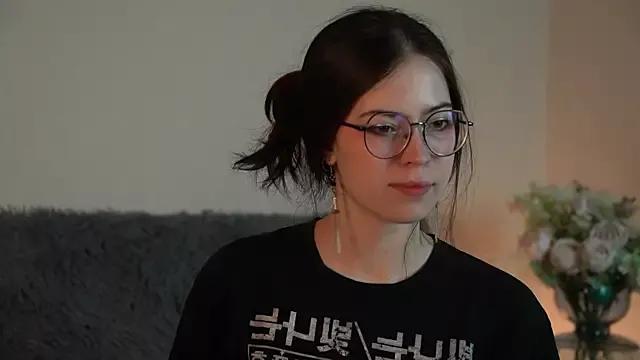 Freechat ywixos on StripChat