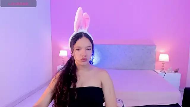 StripChat ZairaGlow is Freechat ZairaGlow — 2 Finger in pussy /
