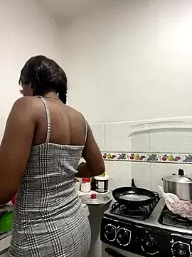 zaracollins01 — Freechat on StripChat