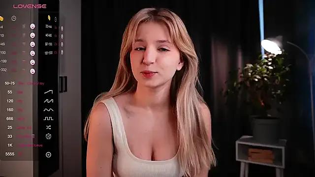 Freechat zegoii on StripChat