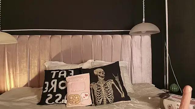 Zhally_Dee — new toy, new blowjob