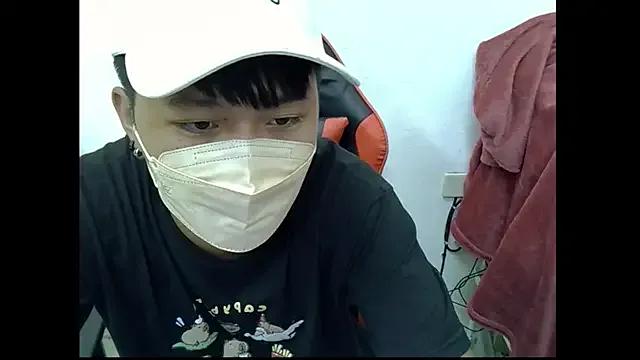 zhu000000 — Freechat on StripChat