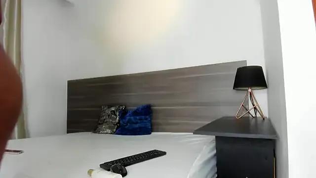 StripChat Zoe_72 is Freechat Zoe_72 — Naked sexy dance