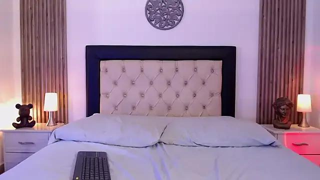 Freechat zoe_jones13 on StripChat