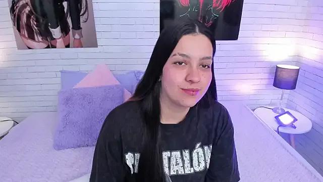 Zoe_Murphy — Boobs close up 