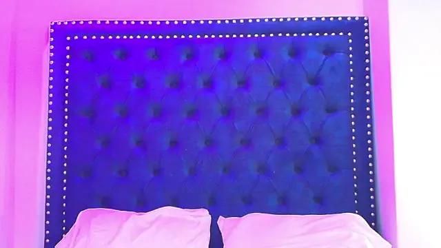 Zoe_vyxen — Spit tits + off topples