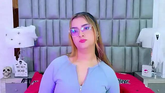Freechat ZoehRoux on StripChat