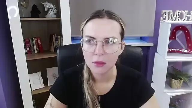 Freechat Zoey_Erotic on StripChat