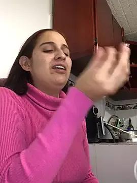 Zoey_sweet01 — show two pussys cam POV